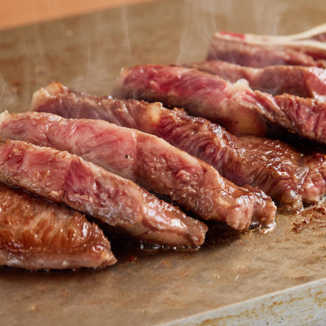 熟成牛タンとミスジ&サーロイン2種の極上ステーキ“贅沢”焼肉セット