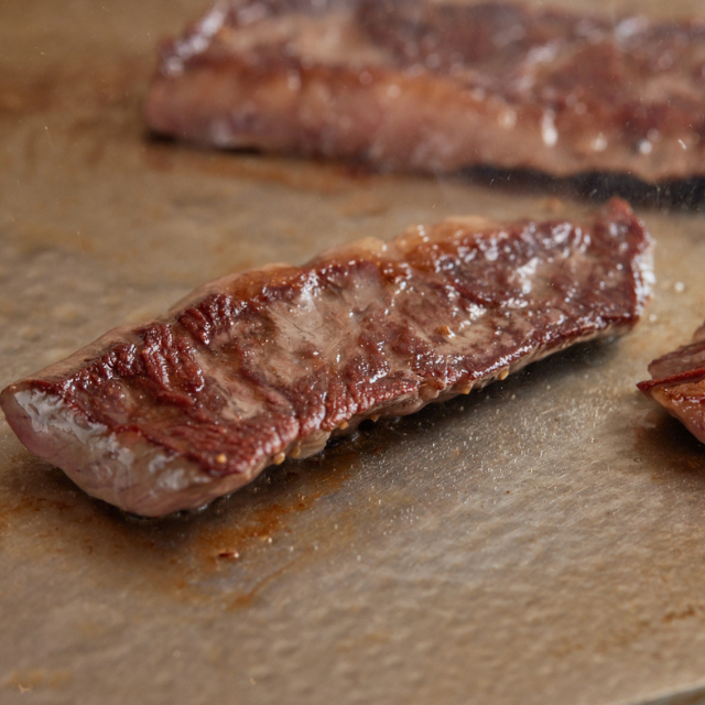 4種のお肉が入った厚切りサガリステーキ焼肉セット(2kg)