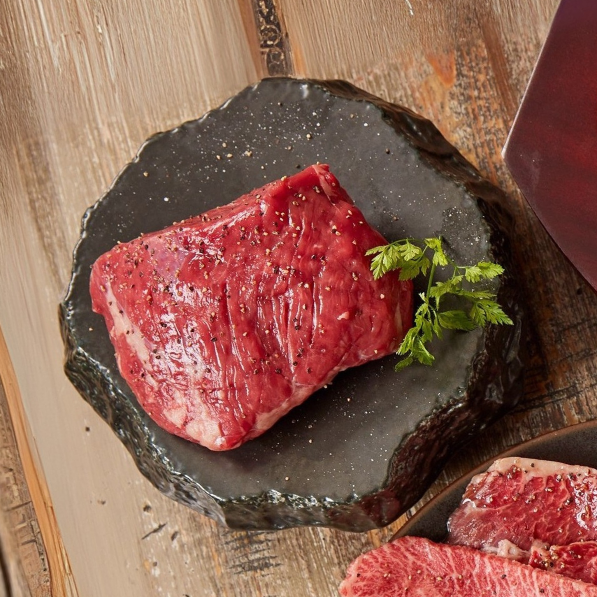 ★Xmas限定★トリュフ香る骨付きクリスマスビーフとKINTANの焼肉5種盛りセット(総量1750g 4-8名様用)