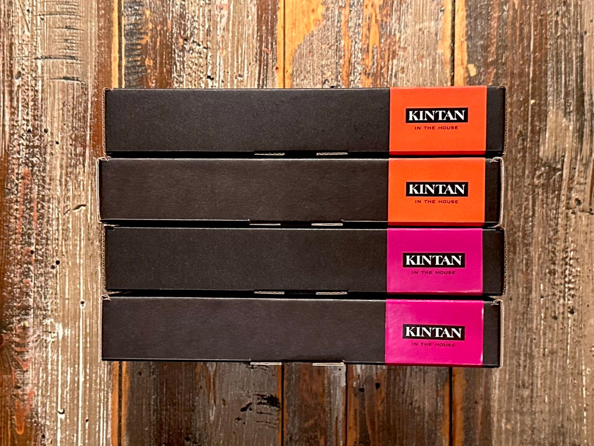 【要クーポンコード】【冷凍】KINTANの冷凍焼肉弁当(黒毛和牛上カルビと黒毛和牛肩ロース各2個)(12/1~)