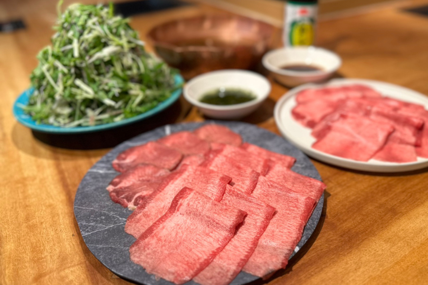 【要クーポンコード】シャキシャキ野菜と食べる 2種の牛タンしゃぶしゃぶセット