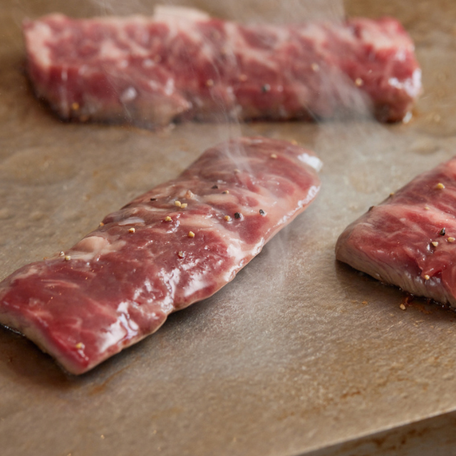 4種のお肉が入った厚切りサガリステーキ焼肉セット(１kg)