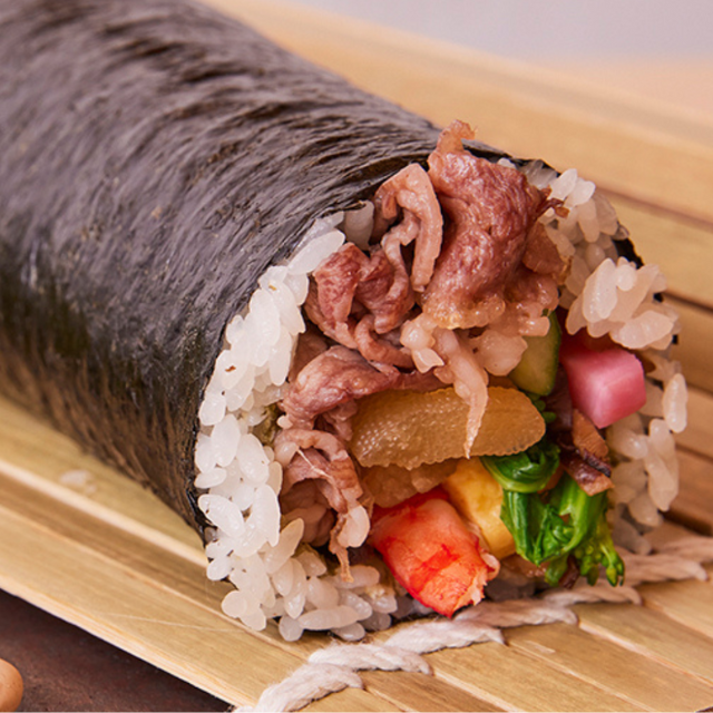 【2026年2月3日：店頭受け取り限定】仙台牛 極上ロースのレギュラーサイズ恵方巻