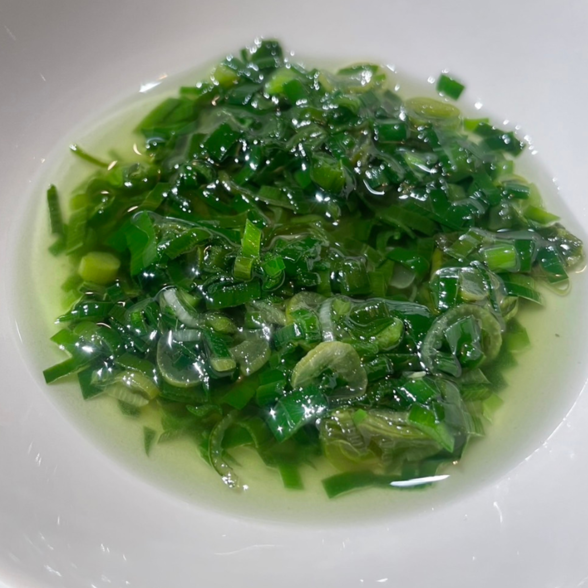 和牛だしで食べる    牛タンと厳選野菜12種のKINTANしゃぶしゃぶセット(2人前)