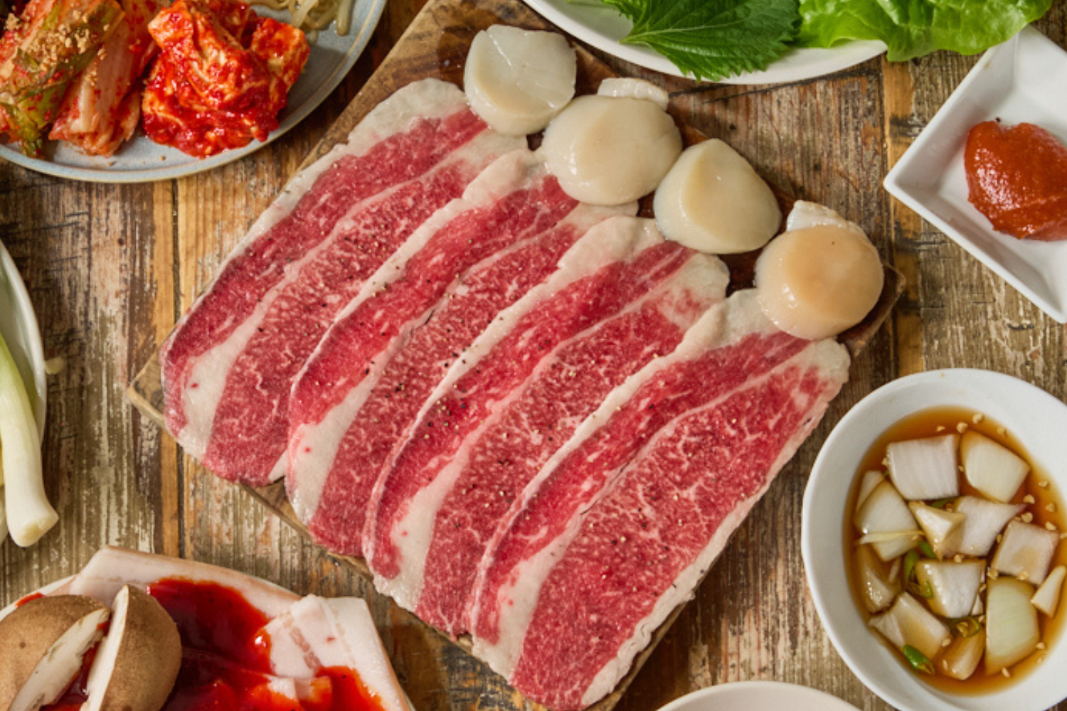 希少！厚切り国産皮付き豚バラ肉　オーギョプサルの本格韓国焼肉セット(合計540g)