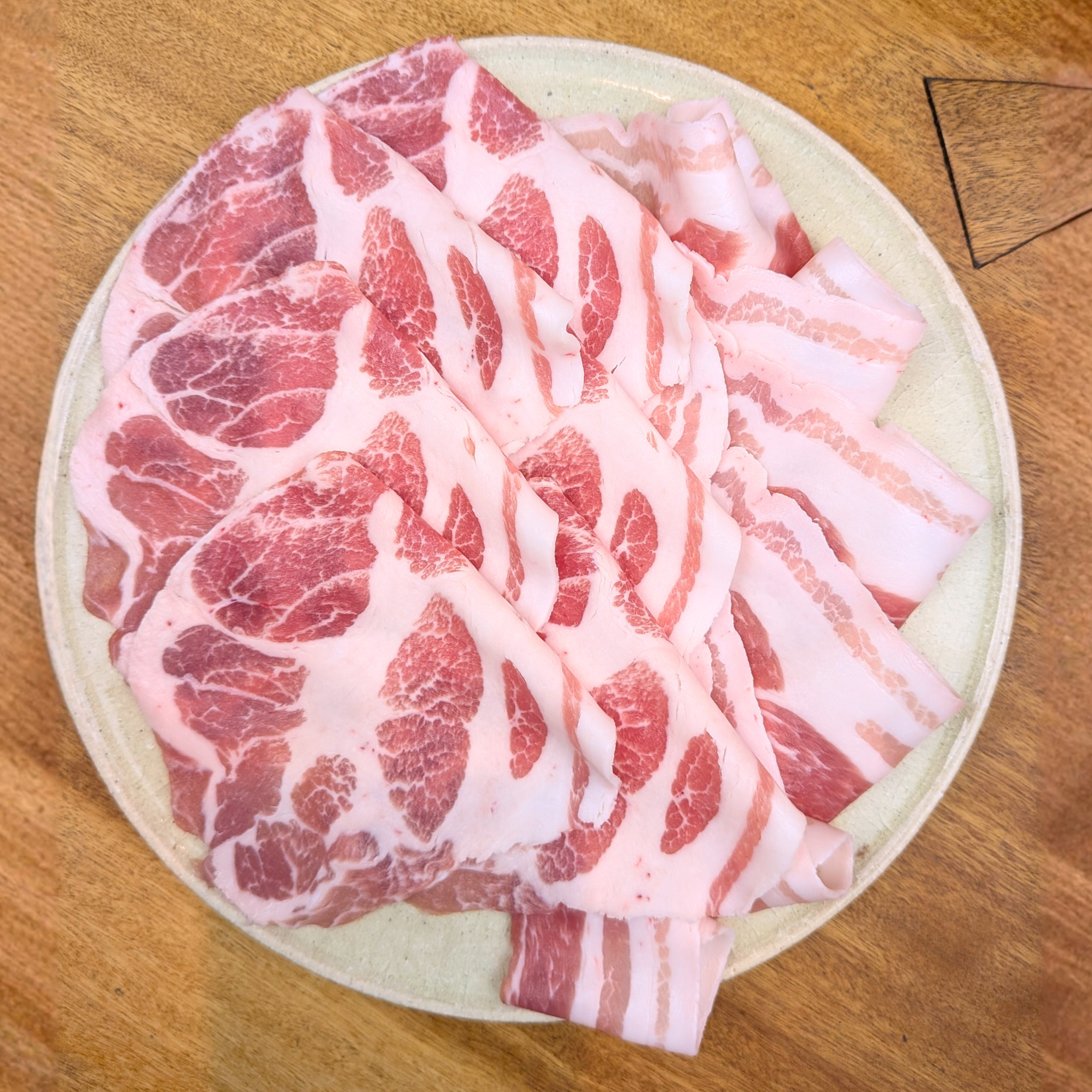 【季節限定】西京味噌バタースープで黒毛和牛と岩中豚の秋しゃぶしゃぶセット
