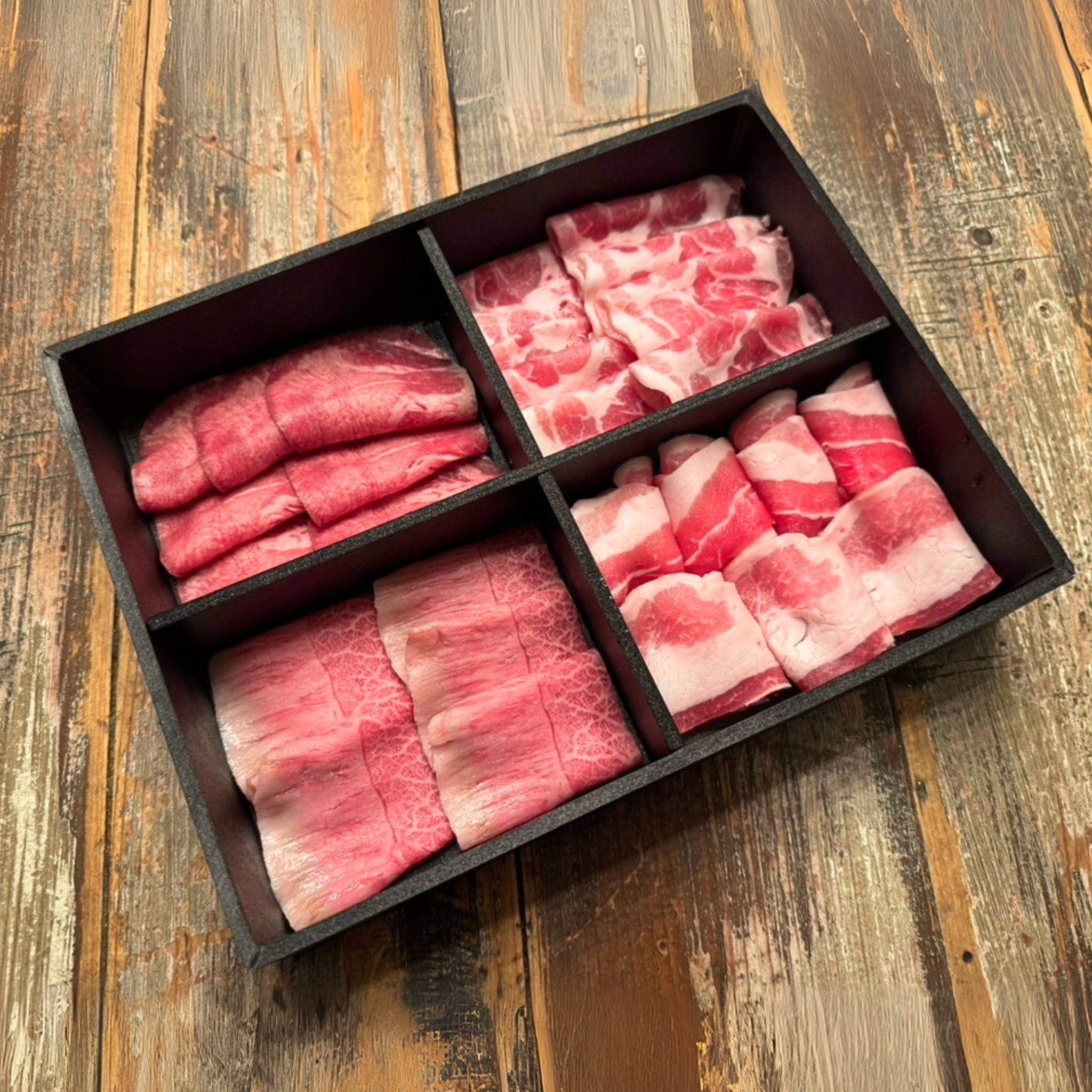 【敬老の日限定商品】舞茸だしで食べる6種類のたっぷりきのこが入ったしゃぶしゃぶセット(2人前)